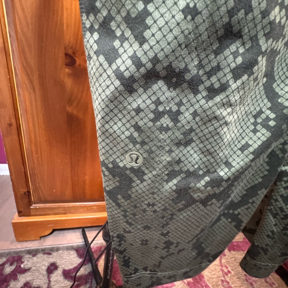 Lululemon Jet Crop Slim Pants - Size 12 - Picture 14 of 16